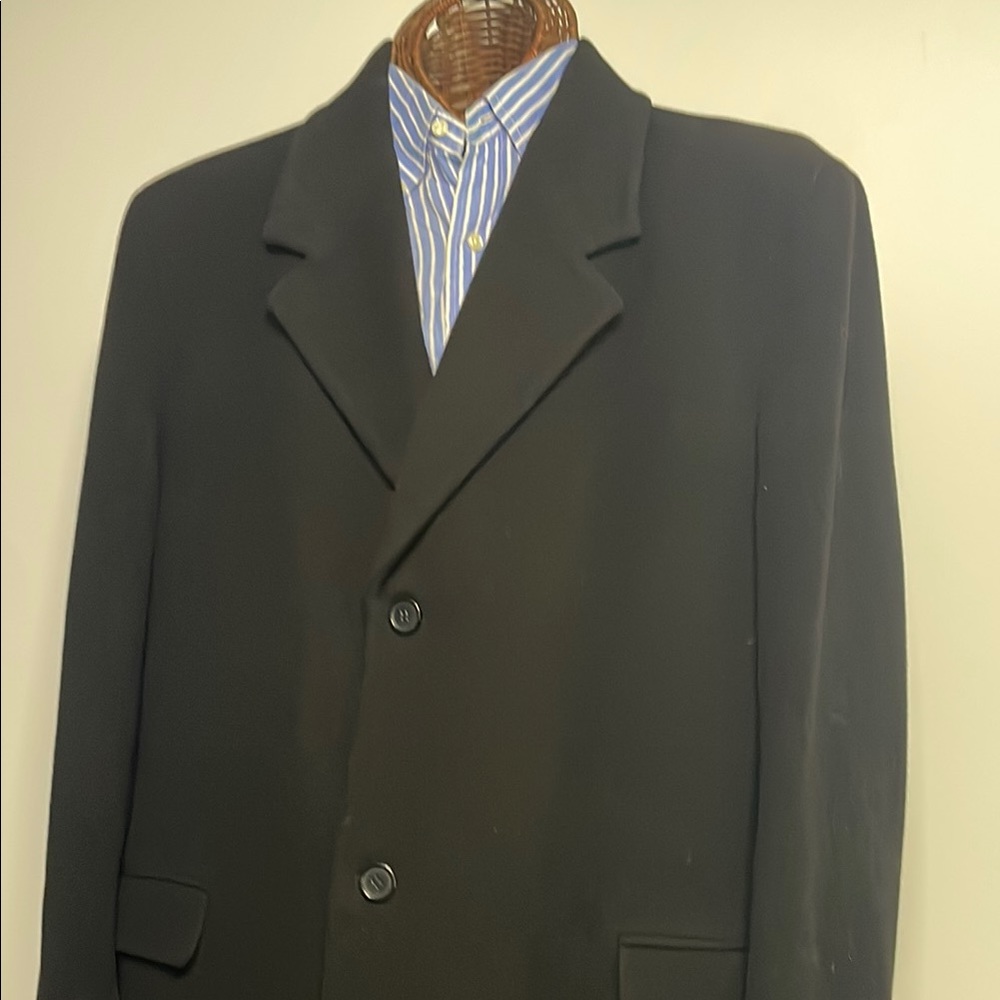 Battaglia Milano Wool-Cashmere Trench Coat in black